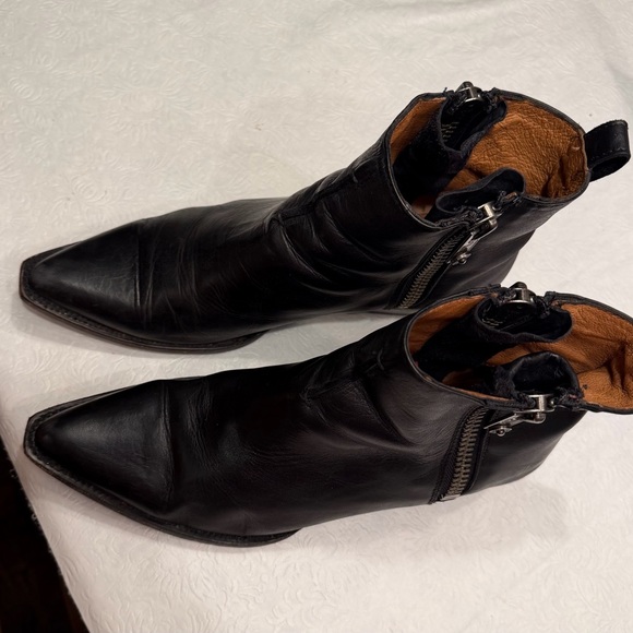 Black Frye Double zip booties - Picture 8 of 11